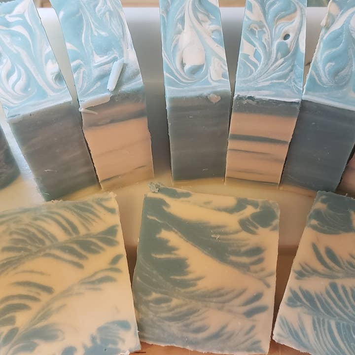 Aqua for Men for wholesale by B'Yonne Essentials