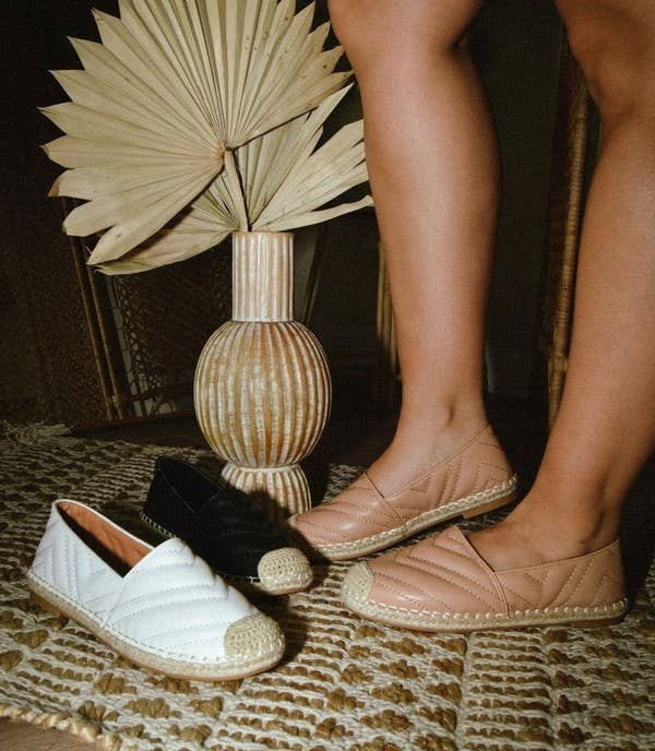 House of E ATL LLC - Wholesale Flats - Women's - Flat Shoe HOEA1590