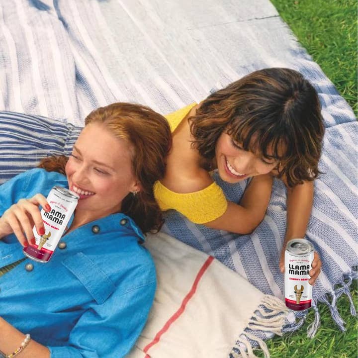 Llama Mama - Wholesale Soda/Carbonated Drink - Cherry Berry 6