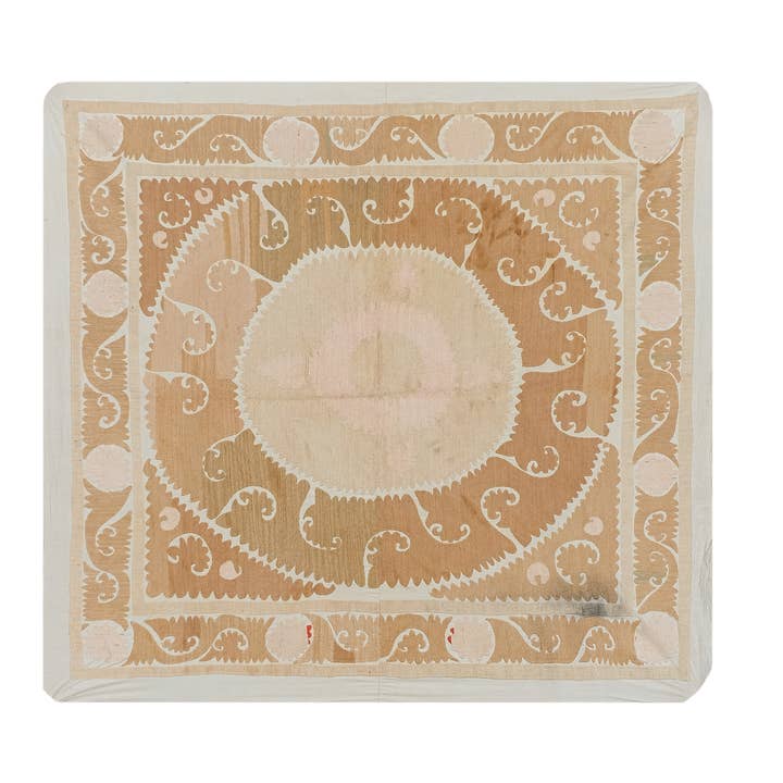 Vintage Suzani väggbonad dekor med neutral färg för wholesale av Vintage Pillows Store