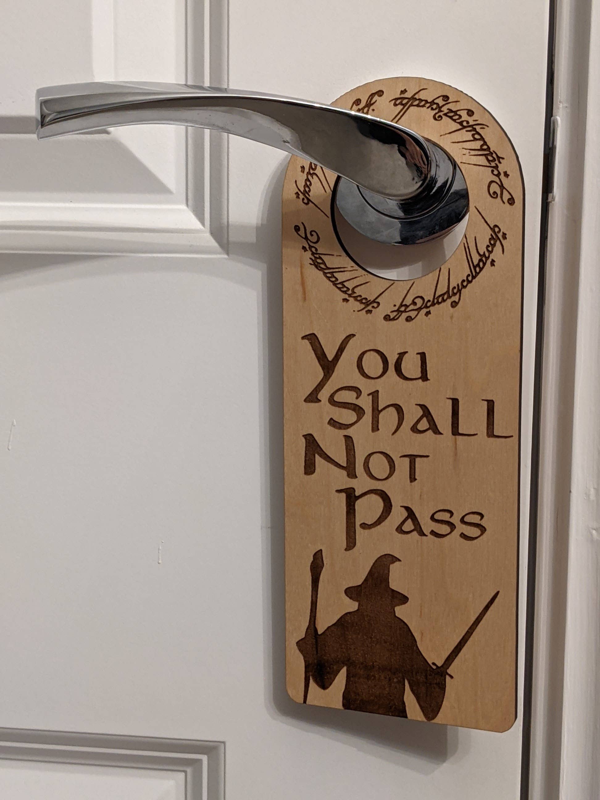 Chikai Shop - Vente Affichette de porte - Support de porte en bois « Do Not Disturb » inspiré du LOTR6