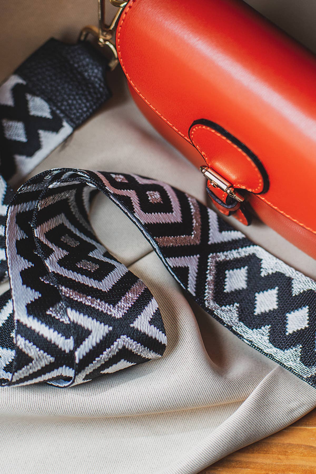 Cherry Paris - Wholesale Crossbody Bag - Women's - EUNICE Bag Strap - 90040