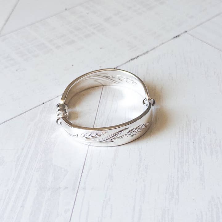 Sang af efterårshvede sølvbestik håndtag armbånd for engroshandel hos Girl Ran Away With the Spoon