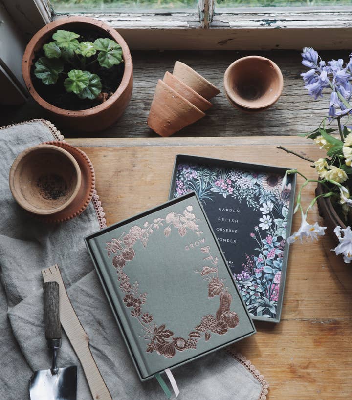 Typoflora - Wholesale Planner - Grow - Garden Planner | Olive0