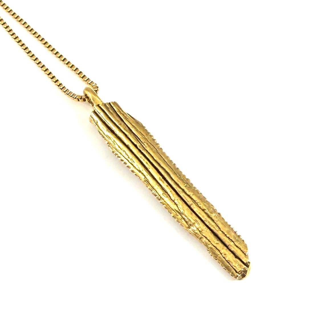 Crunchy Diva Designs – wholesale Pendant/charm necklace – Organic Casting Collection - Fossilized Long Ray Tail Necklace3