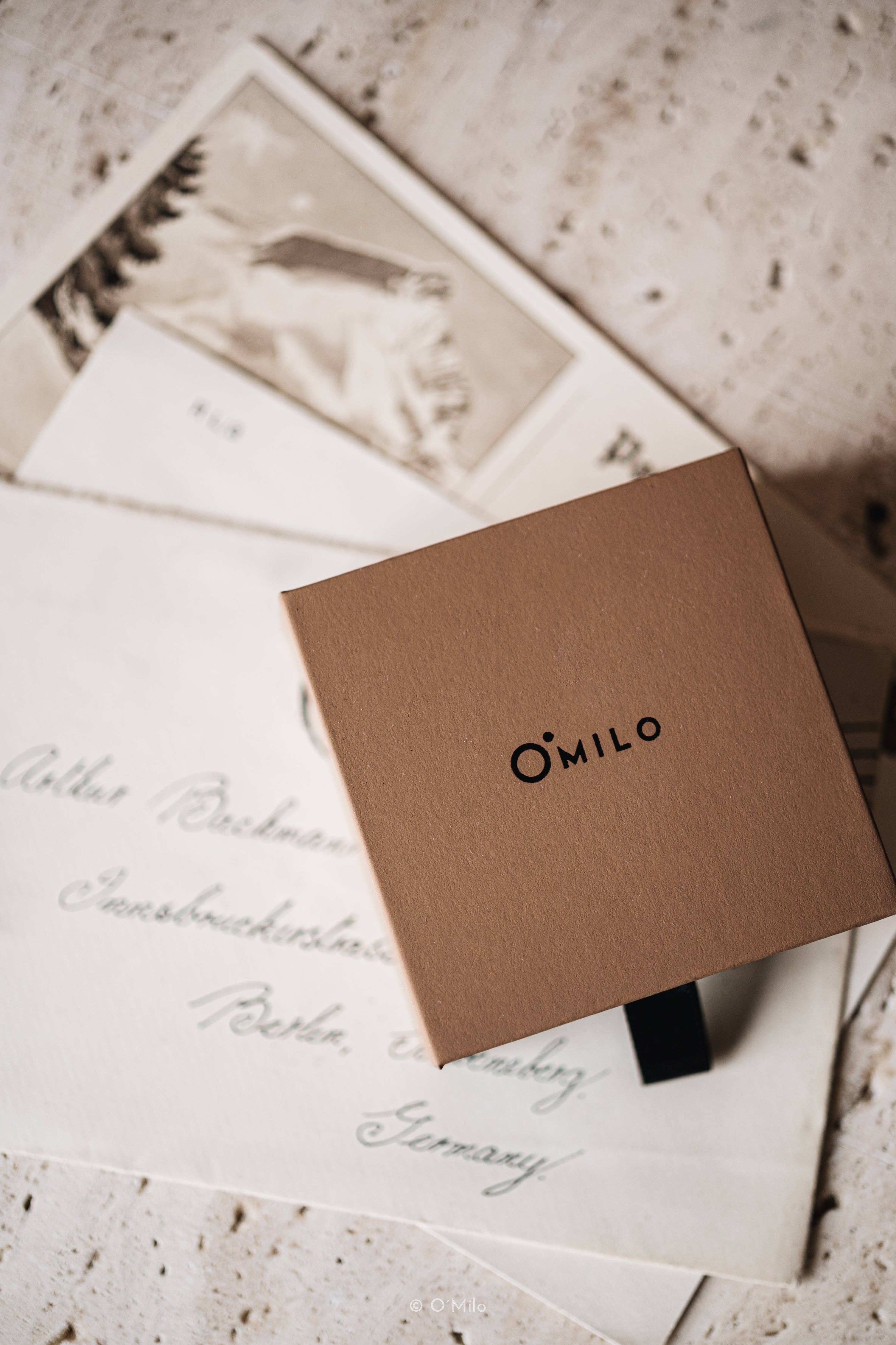 O'Milo - Vendita all'ingrosso Orecchini a bottone - Orecchini Pearl Dew con perla e singola pietra brillante9