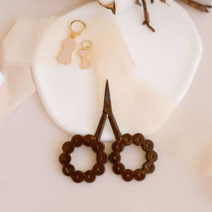 Scissors - Syrah for wholesale by LOLILAFEE