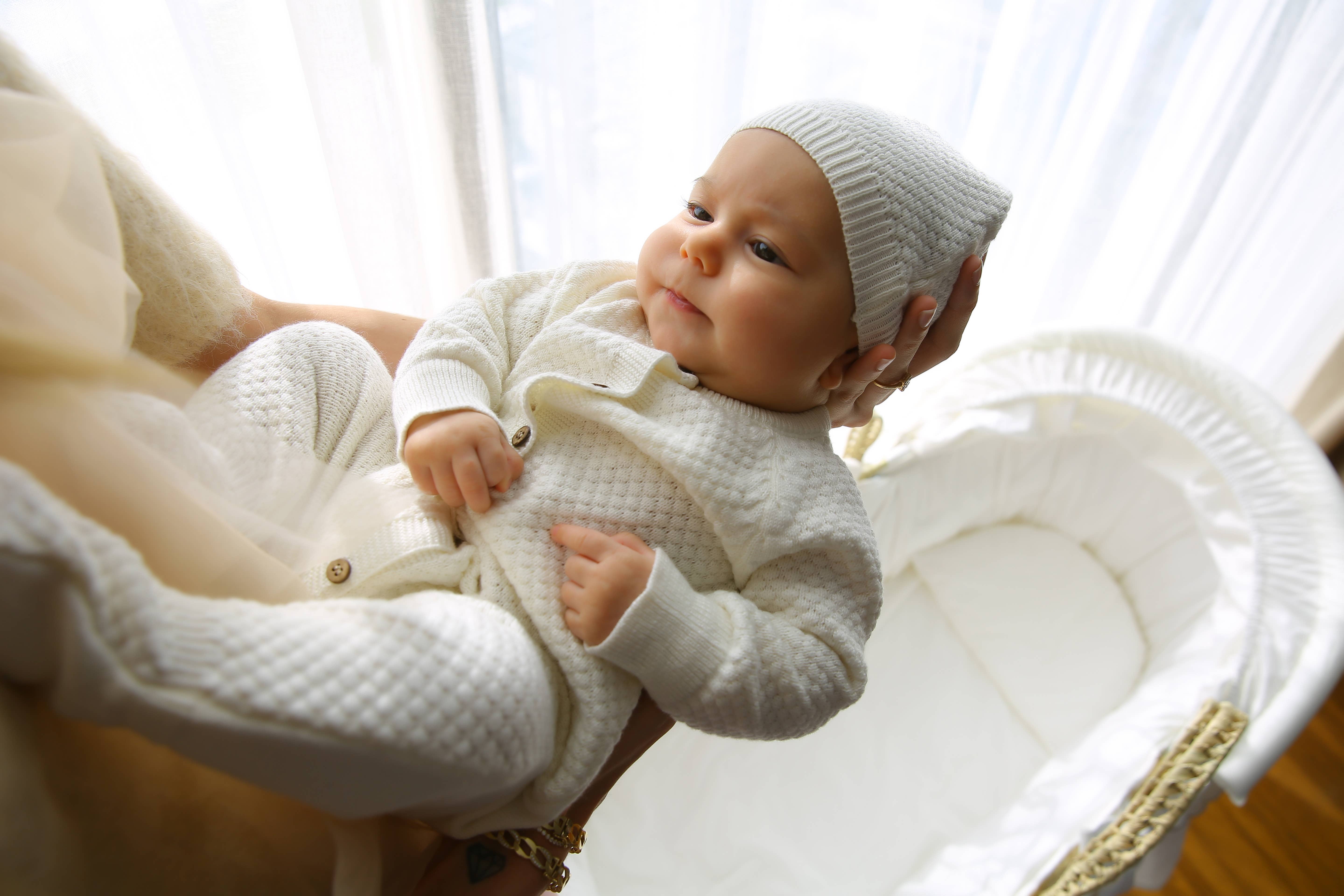 Nubo Baby - Wholesale Clothing Set - Baby - Ecru Knit Baby Gift Set – Jumpsuit, Hat & Blanket, Cotton1