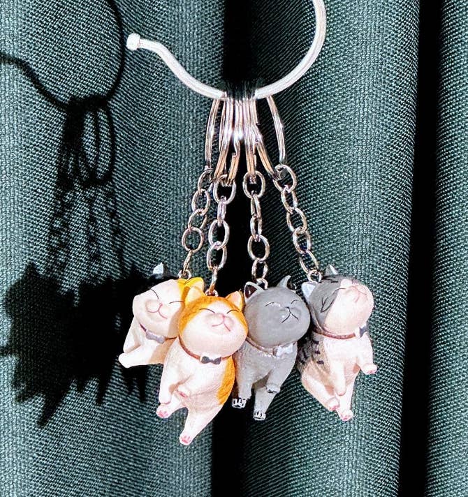 K-Wonderland - Wholesale Keychain - Unisex - Best Friend Cat Figure Collectable Keyring Random Box10