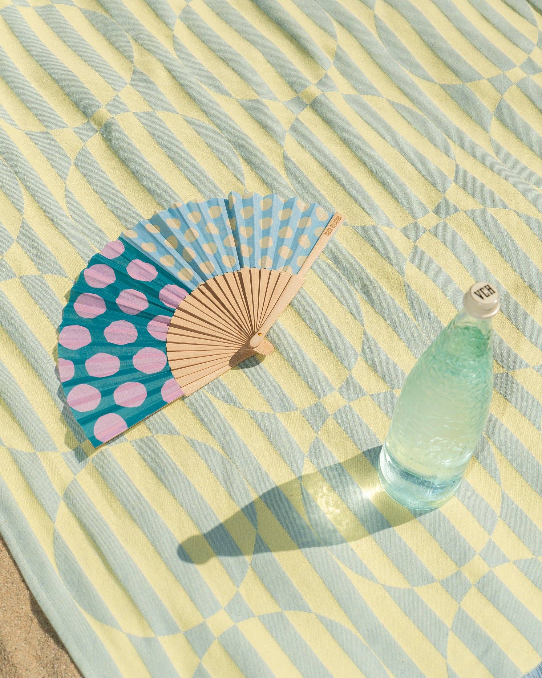 Tarta Gelatina - Wholesale Handheld Folding Fan - Fan Club Fan1