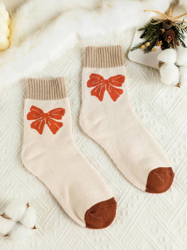 Calzini da donna a blocchi di colore con fiocco stampato kaki in maglia per la vendita all'ingrosso da parte di Lovesoft