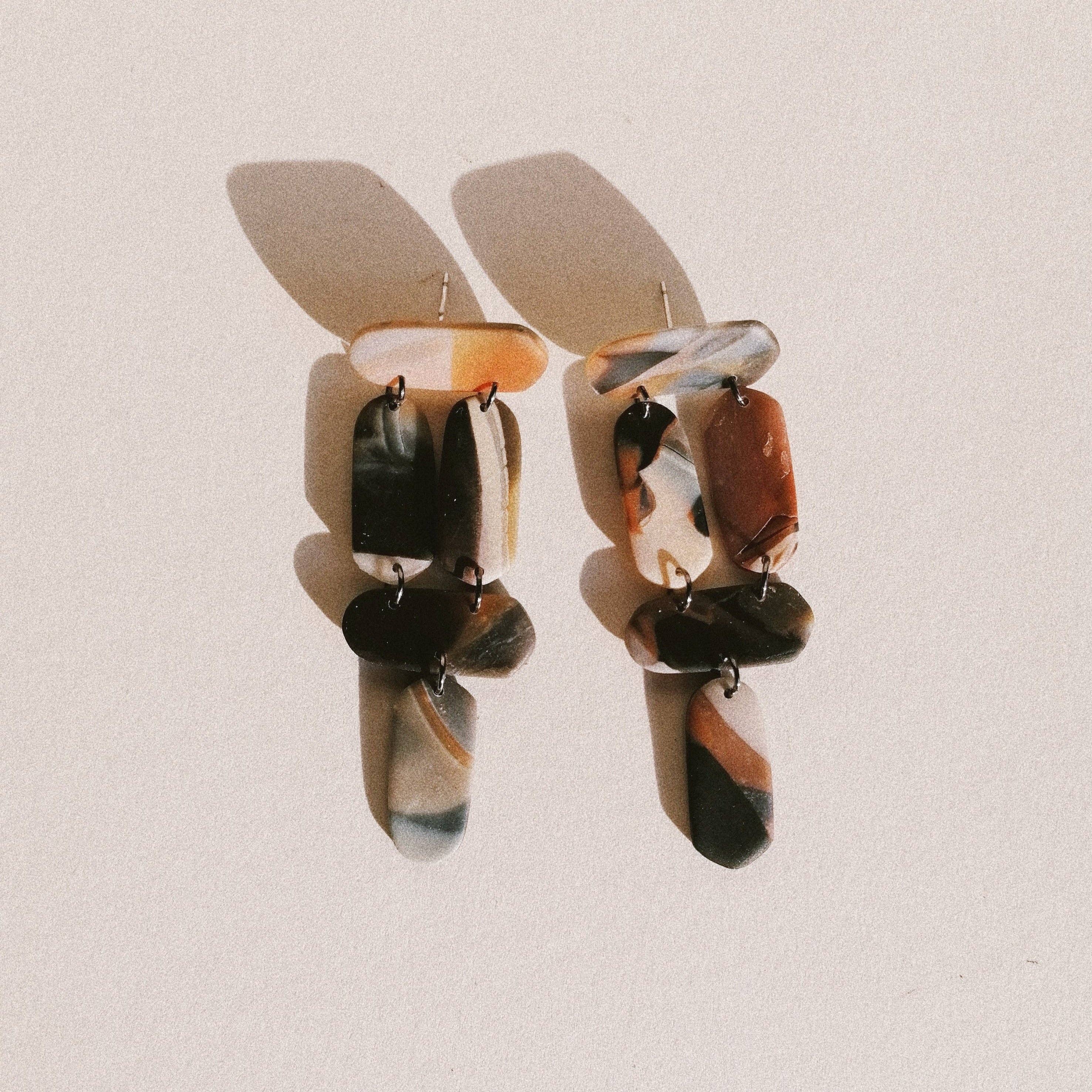 Atelier Serra - Wholesale Dangle Earrings - Robusta