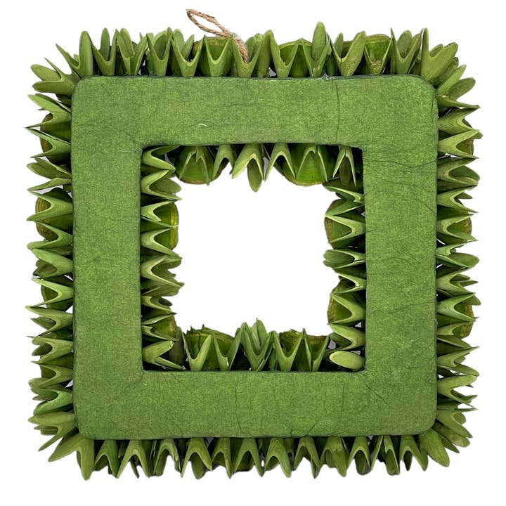 Galt International Company - Wholesale Wreath - Square Woodchip Wreath 19"