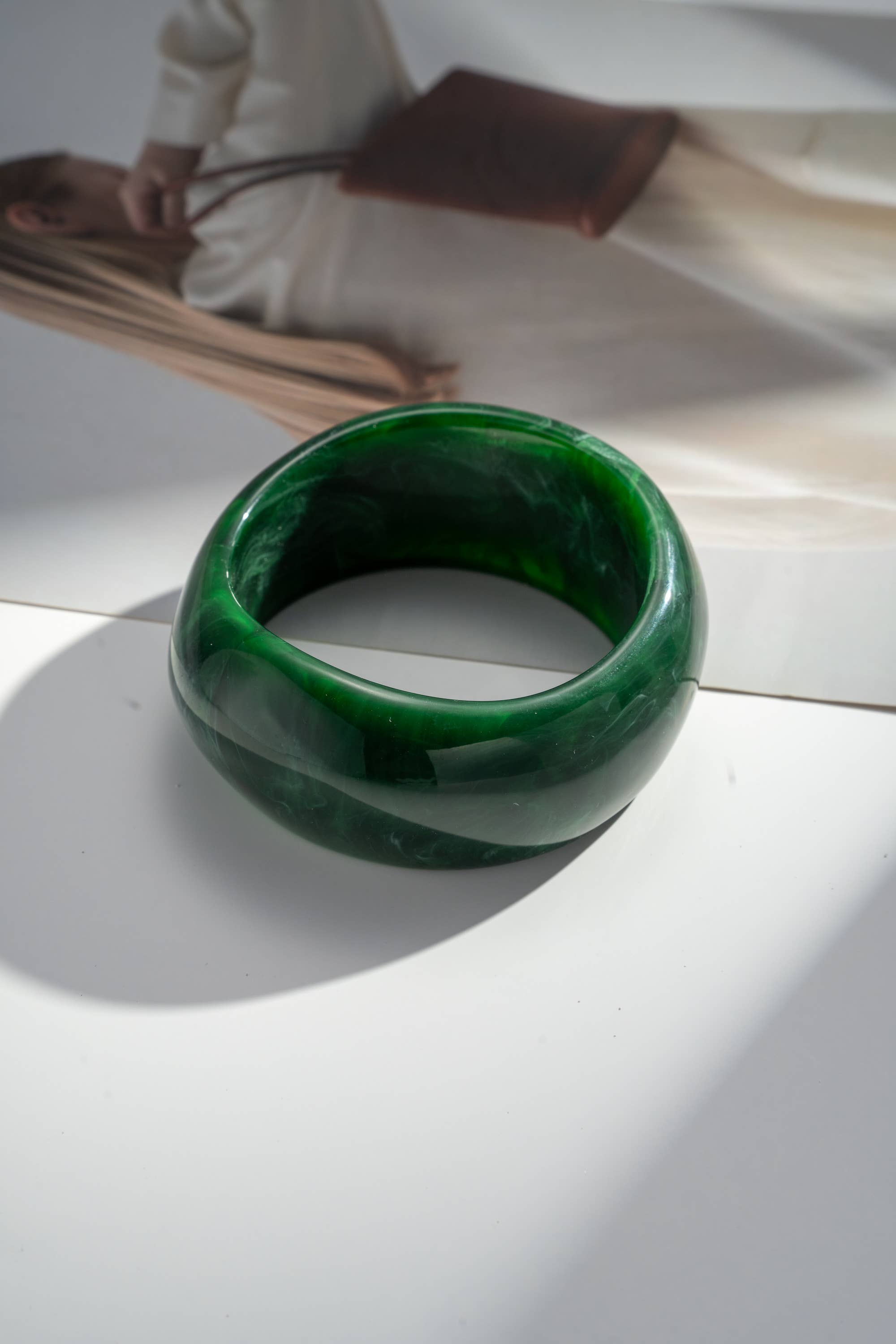 COSMOS - Wholesale Bangle Bracelet - Assorted resin bangle bracelets - Ecru burgundy green2