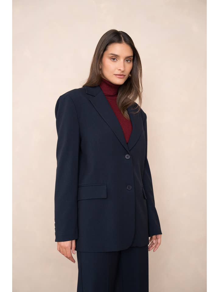 Attentif Paris – Engroshandel Blazer - Dame – Oversized dobbeltradet jakke med åbning bagpå20