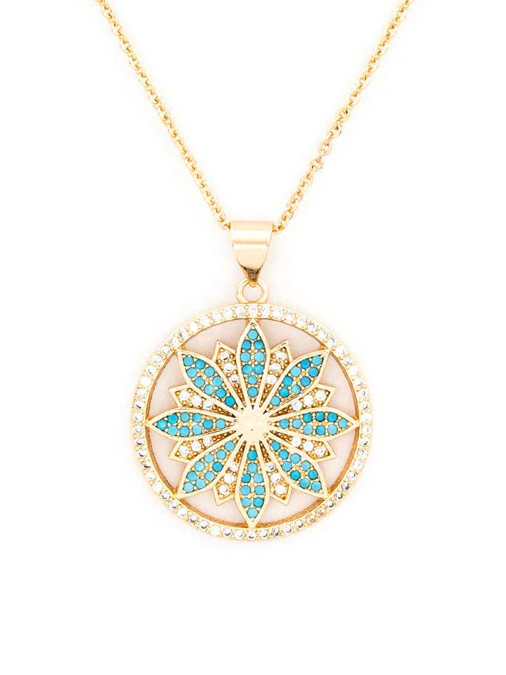 Collier à pendentif CZ Flower pour la vente par Artini Accessories