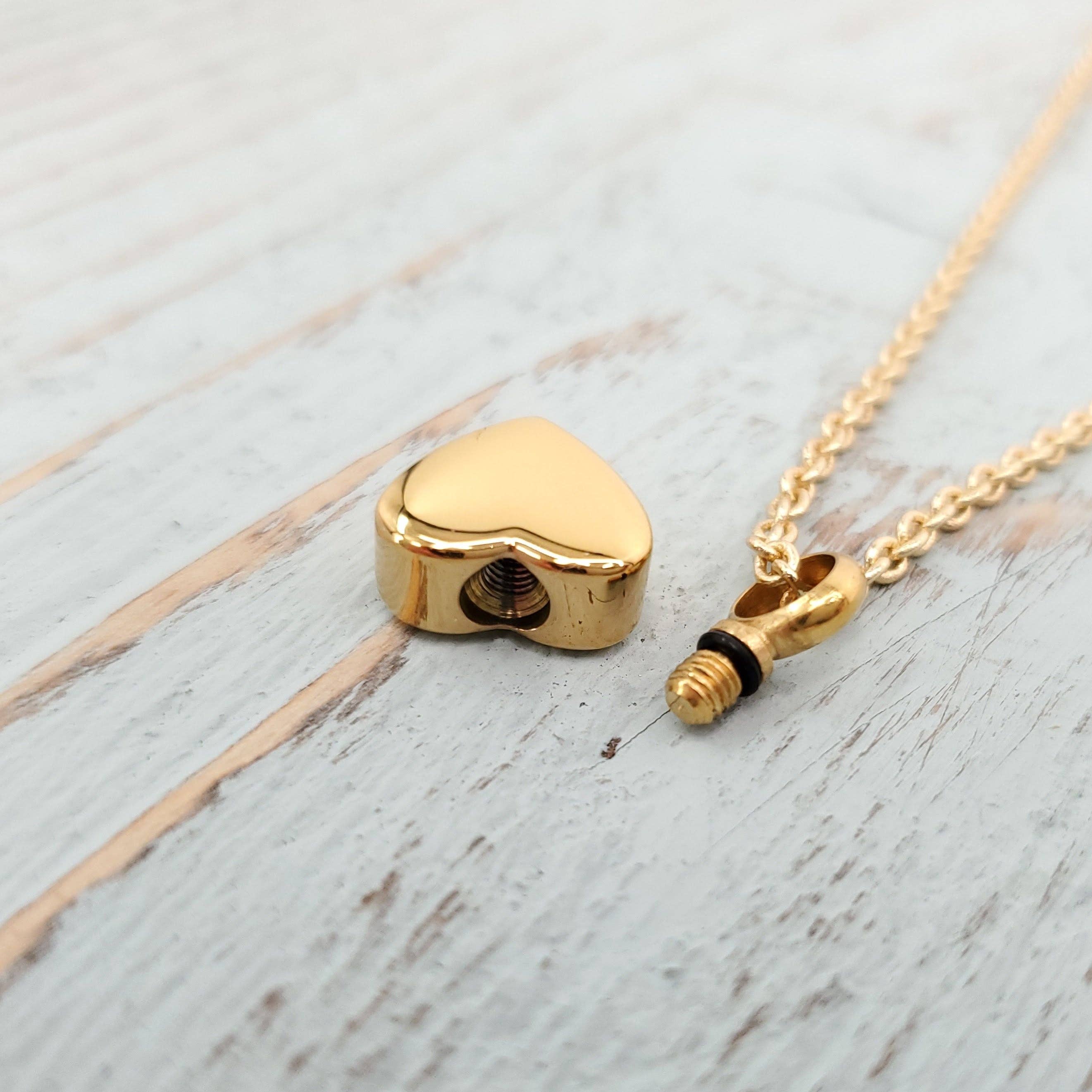 Just Vial - Vente Colliers à pendentif - Petit pendentif en forme d'urne en forme de cœur en or - Acier inoxydable doré1