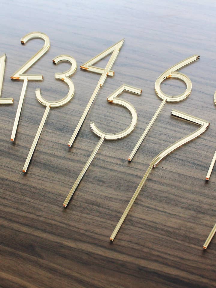 No. Cake topper for wholesale by AALVO