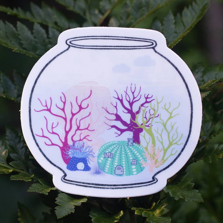 Petit bol à poisson | Autocollant découpé en vinyle pour la vente par Lacelit | Stationery & Gifts by Kimberly Kuniko