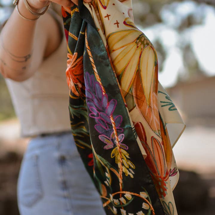 Tirzah Lane Art - Wholesale Scarf ā Women's - Large 100% Mulberry Silk 35x35: Lucky Wildflowers Cowgirl Western Scarf Wild Rag3