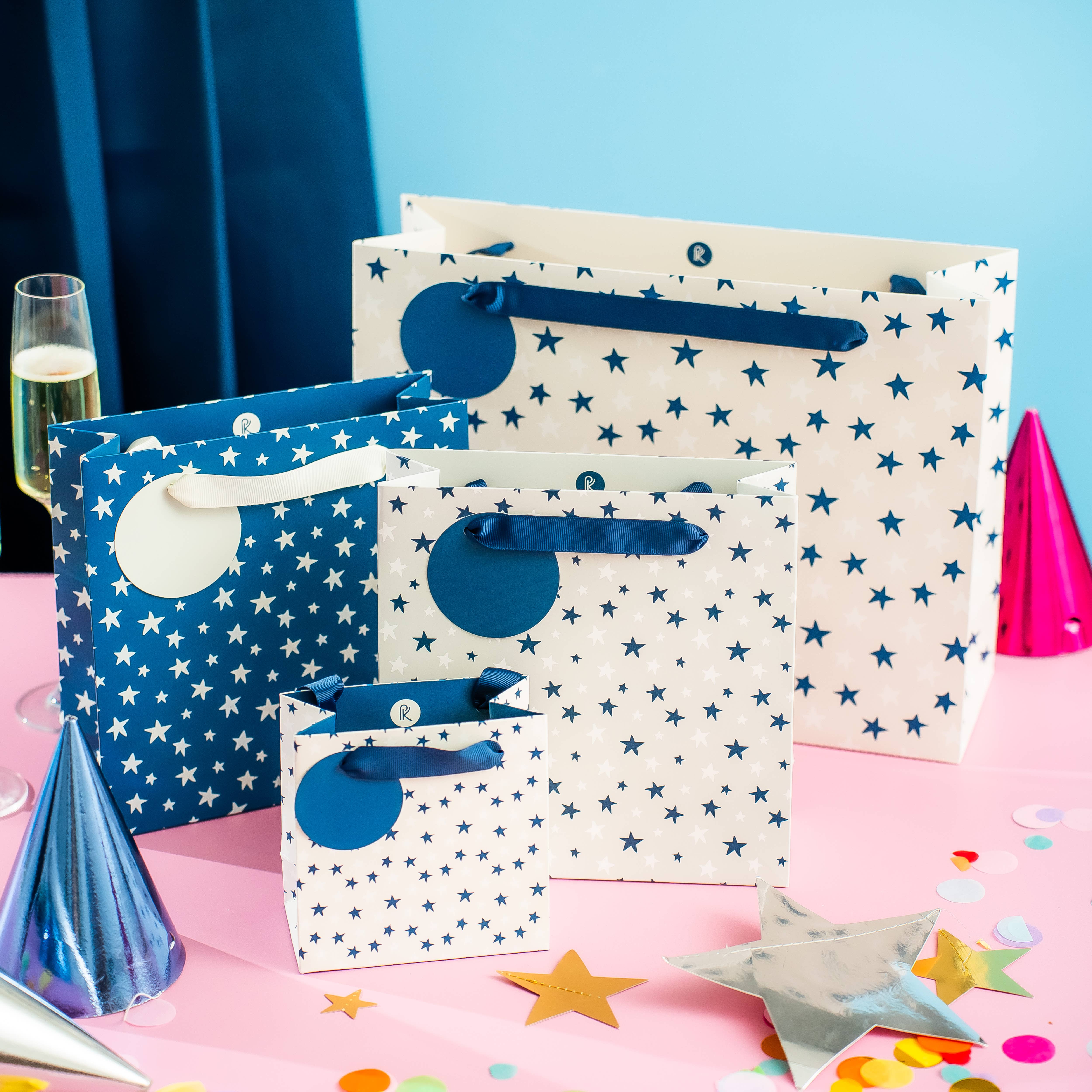 Penny Kennedy Ltd – wholesale Gift bag – Bottle Bag Blue White Stars Eco Premium2