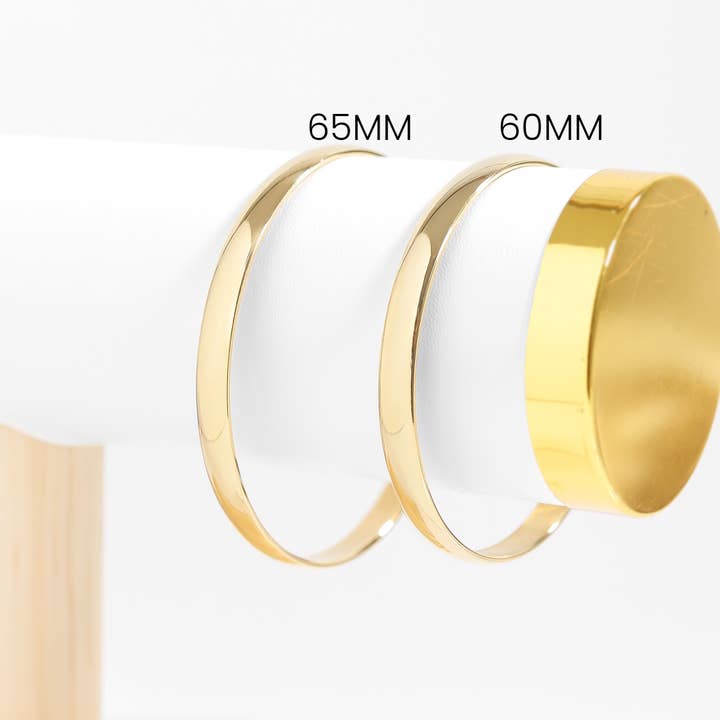 WJW - Wholesale Bangle Bracelet - 18K Gold PVD Coated Engravable Stainless Steel Bangle