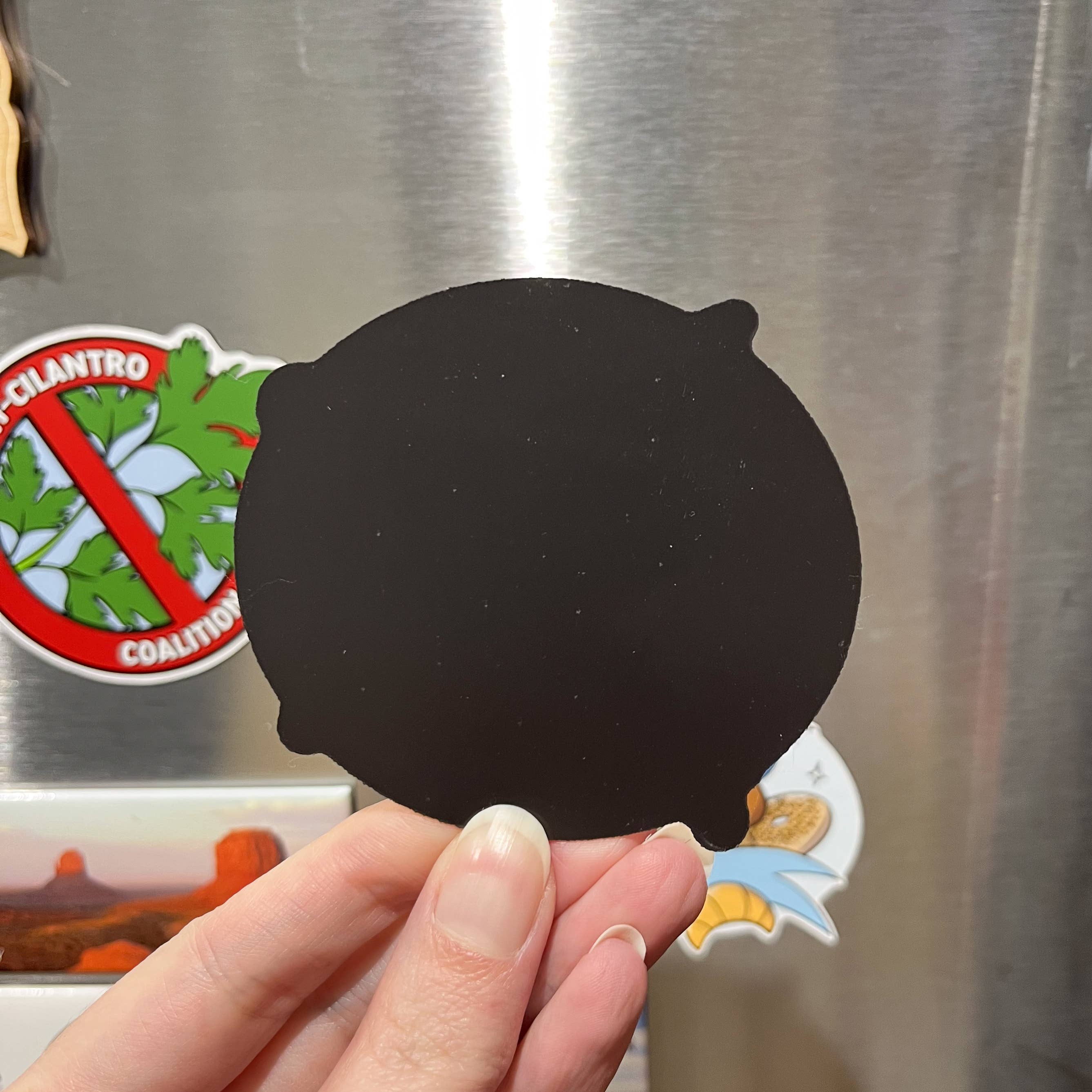 Geekly Whimsical - Wholesale Magnet - Pineapple Loves Pizza Die Cut Fridge Magnet1