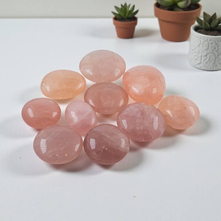 Rose Quartz Gallets Palm Stone 1kg/2lbs for wholesale by Quasar Gems USA