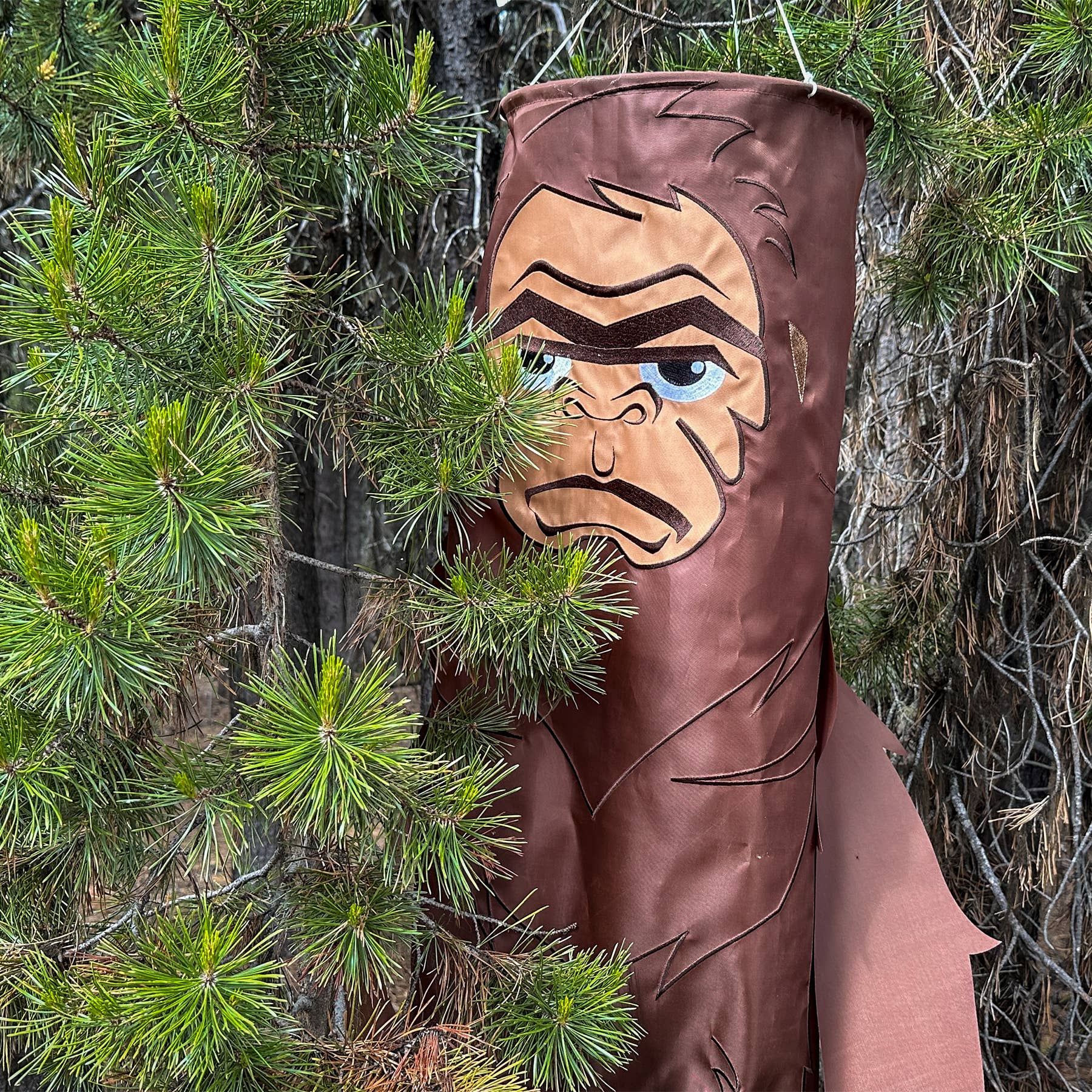 In the Breeze, LLC. - Vente Drapeaux - Bigfoot Breeze Buddy 72 pouces plus grand5