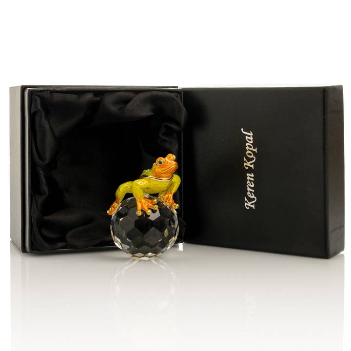 Keren Kopal - Wholesale Decorative Figurine - Frog on Crystal11