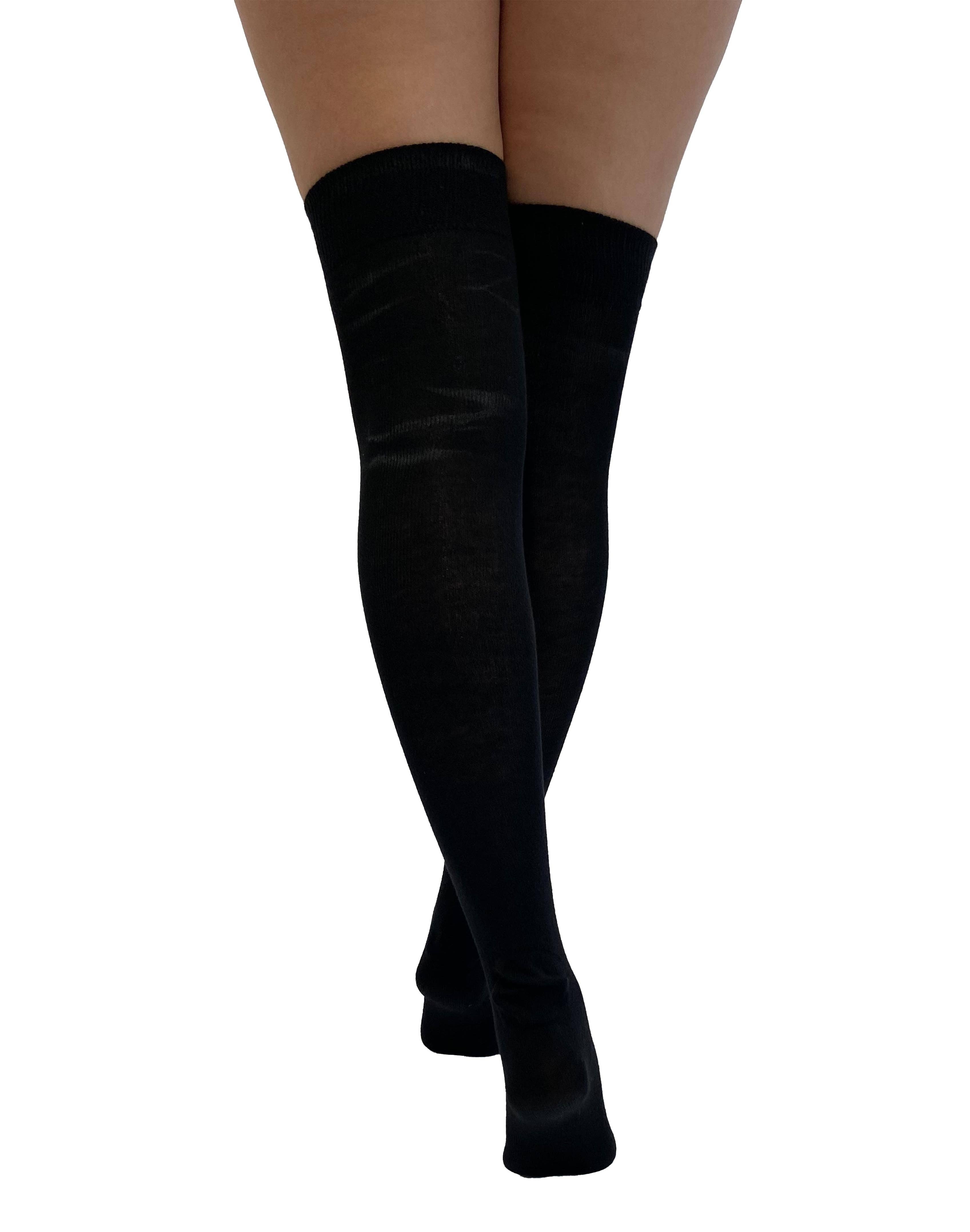 Noir Chaussettes à col en forme de tête de mort et d'épée en vente sur Faire2