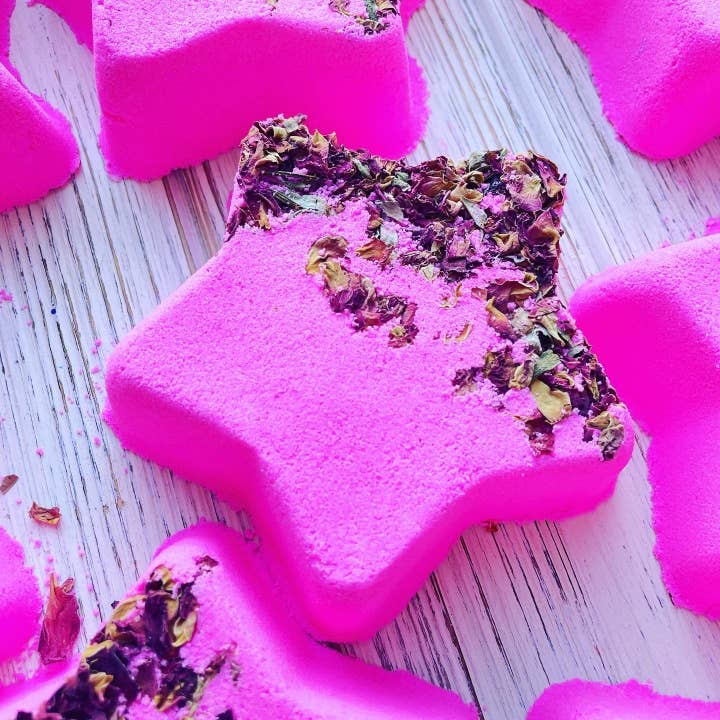 Stargazing bath bomb for wholesale by Fizz Soakery