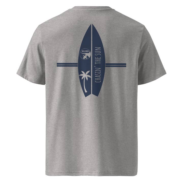 Chasin The Sun - Tavola da surf - Maglietta unisex ispirata al surf e all'oceano per la vendita all'ingrosso da parte di Bluhava