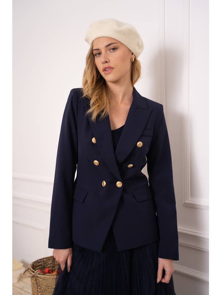 Attentif Paris – Großhandel Blazer – Damen – Attentif Paris zeitloser taillierter Blazer mit doppelreihigem Goldknopfmuster79