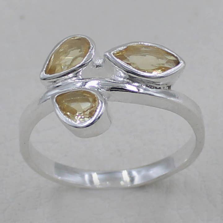 925 sølv tre-sten citrin bladdesign ring for engroshandel hos Silvex Jewelry