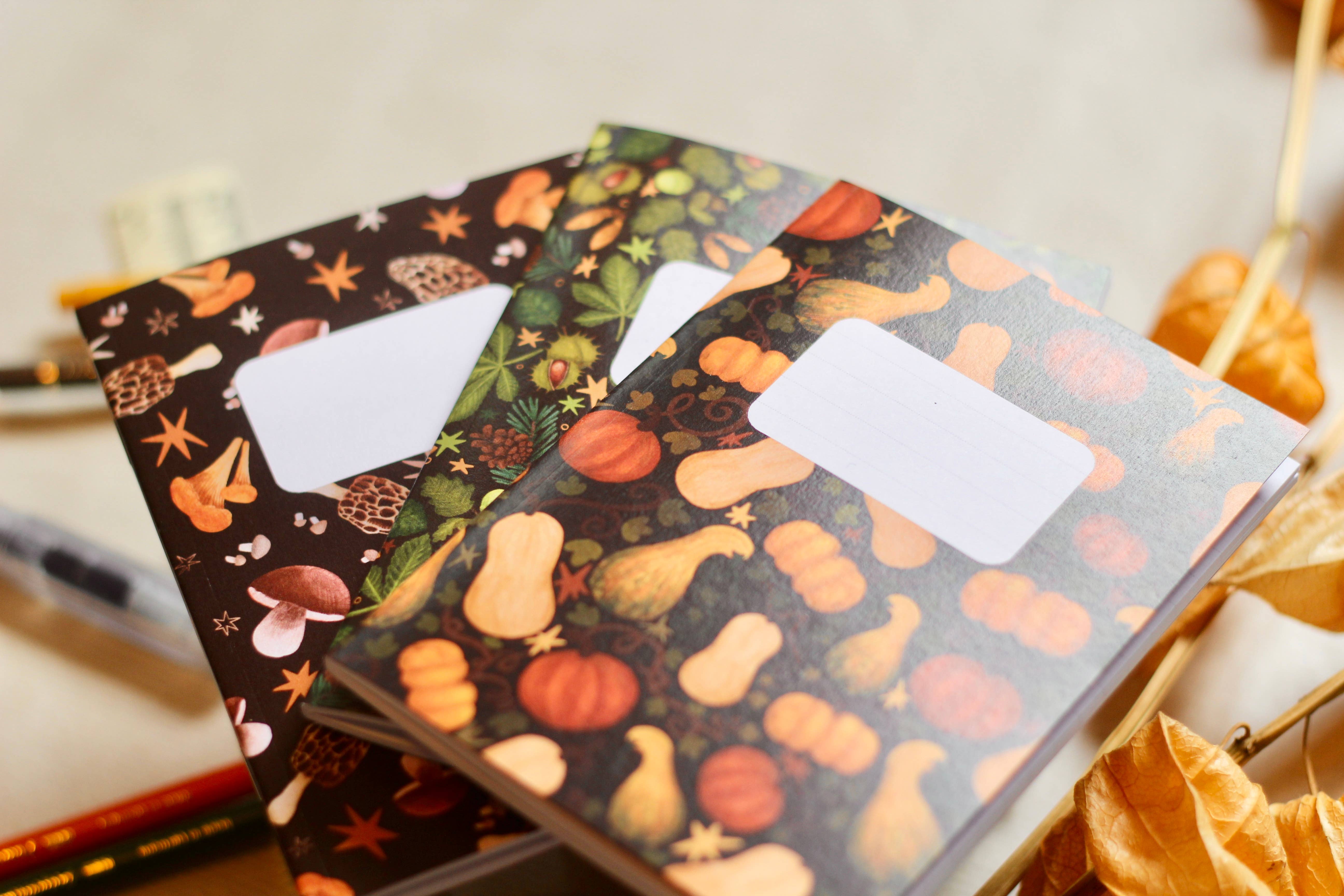 Josie Makes Stuff – Großhandel Notizbücher – Satz von drei herbstlichen A6-Taschenheften0