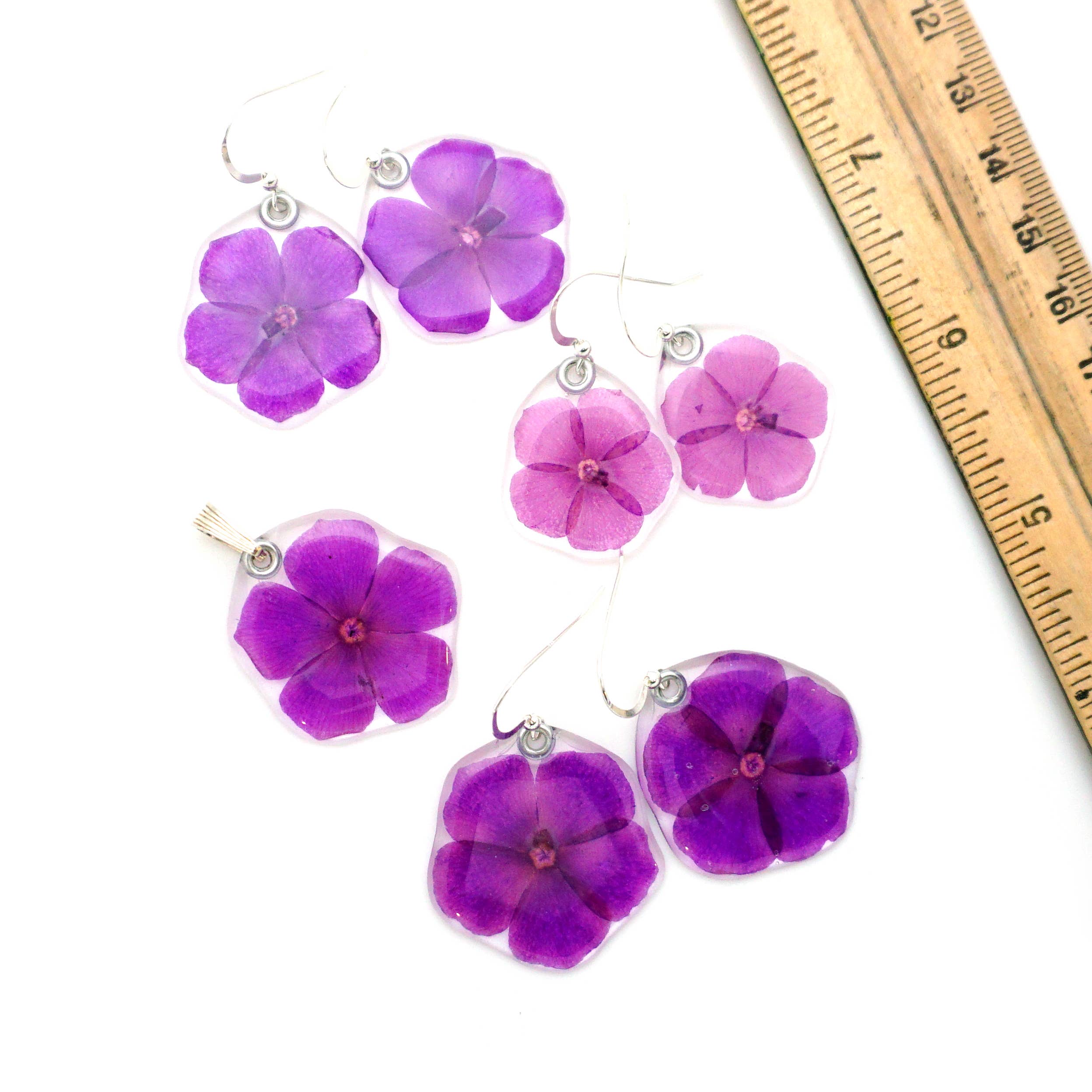 Petal Connection - Wholesale Individual Charm/Pendant - 69214 Phlox Flower Pendant4