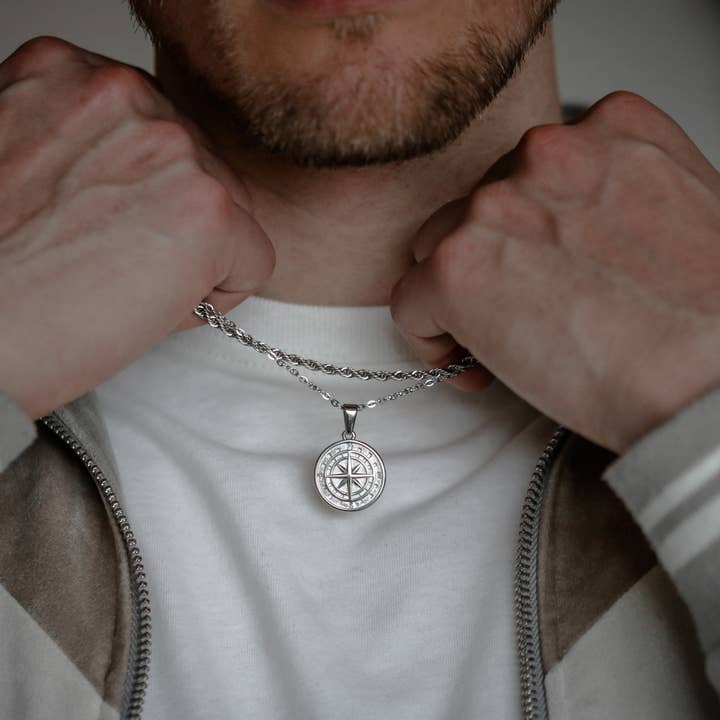 BRAVE® "COMPASS" PENDANT ZILVER voor wholesale door Brave Amsterdam