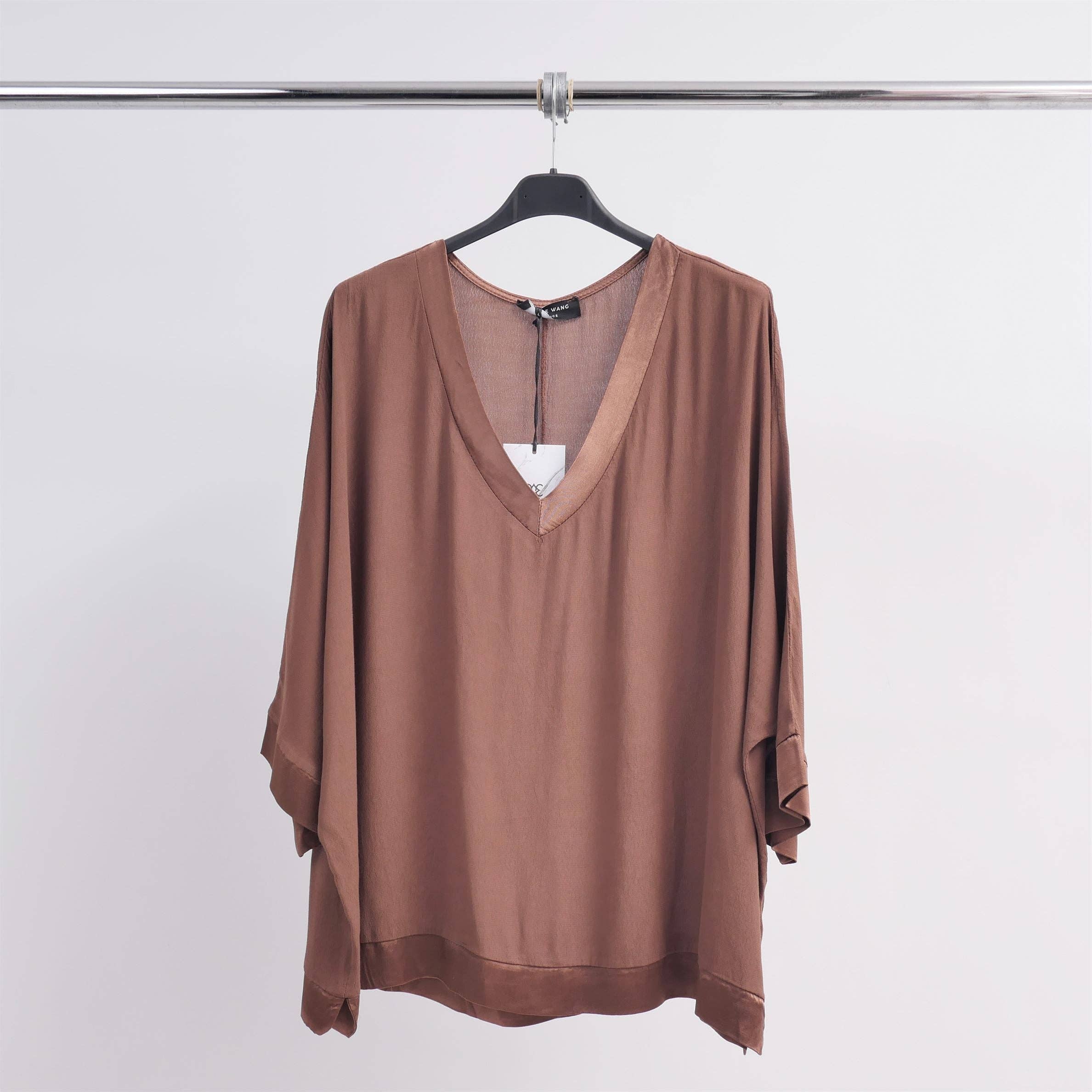 Cecile Wang - Wholesale Tunic - Women's - V-neck tunic YS217596