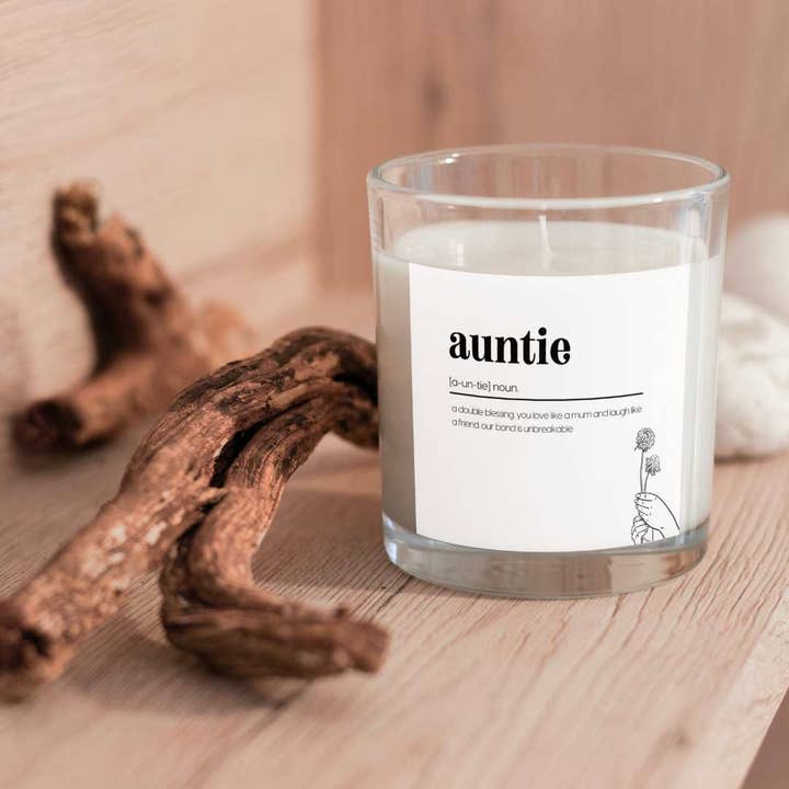 Personalised Auntie Noun Message Candle | Gifts for Auntie for wholesale by MKTrendsCo