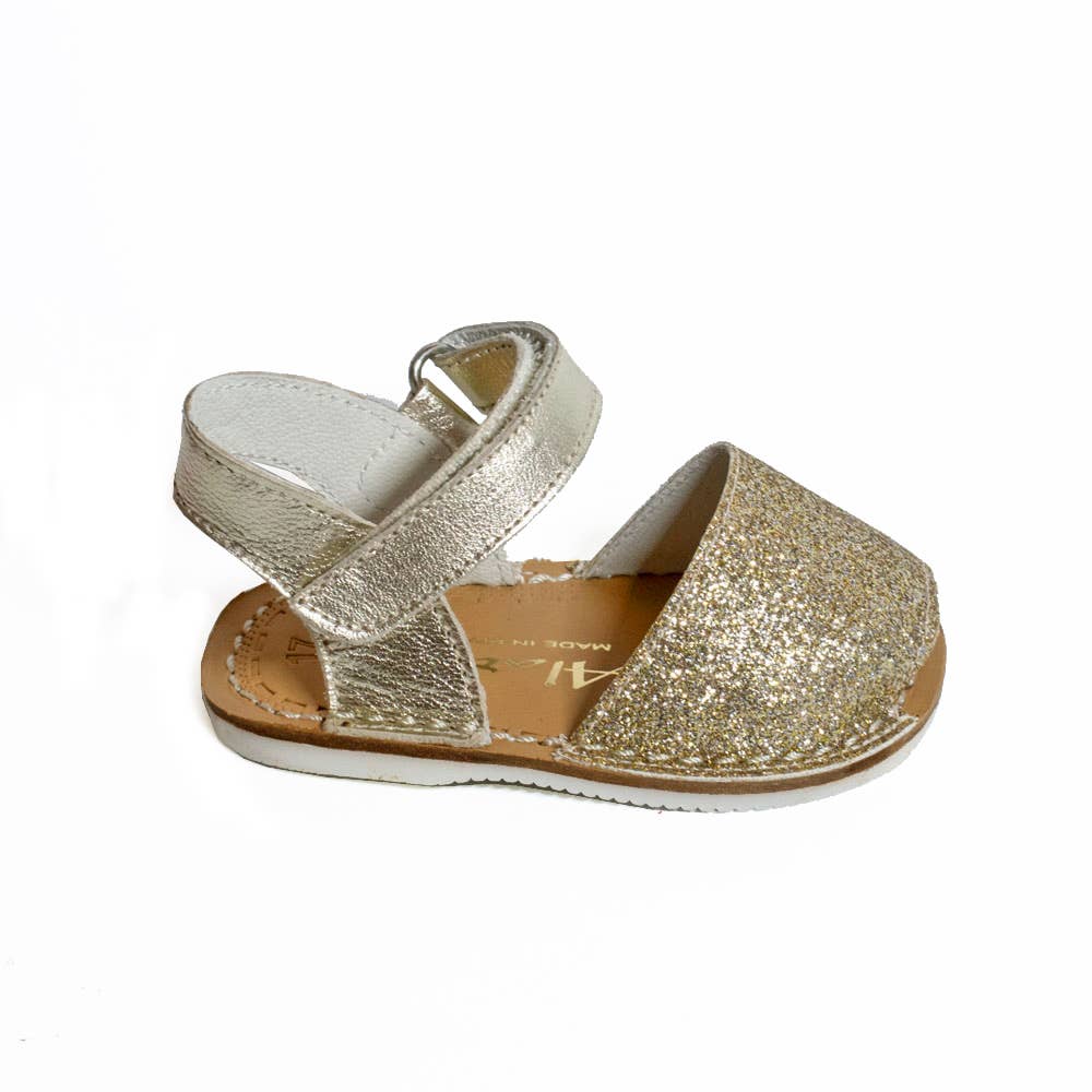 CALZADOS FERNANDEZ ALONSO SL - Wholesale Sandals - Baby - Glitter avarcas for baby1