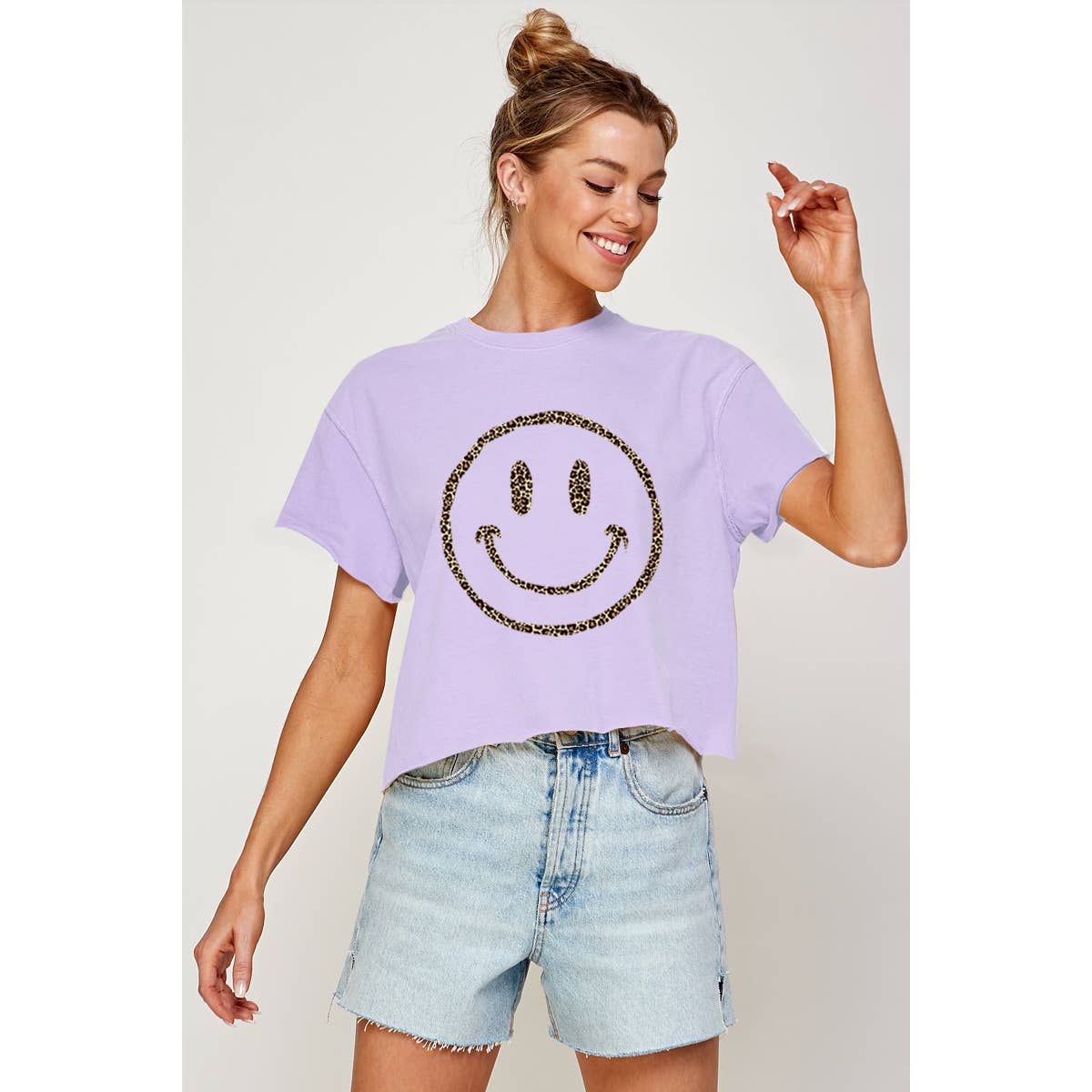 Illustrated Society - Venta al por mayor Camiseta serigrafiada - Mujer - TOP CORTO CON ESTAMPADO VINTAGE DE CARA SONRIENTE2