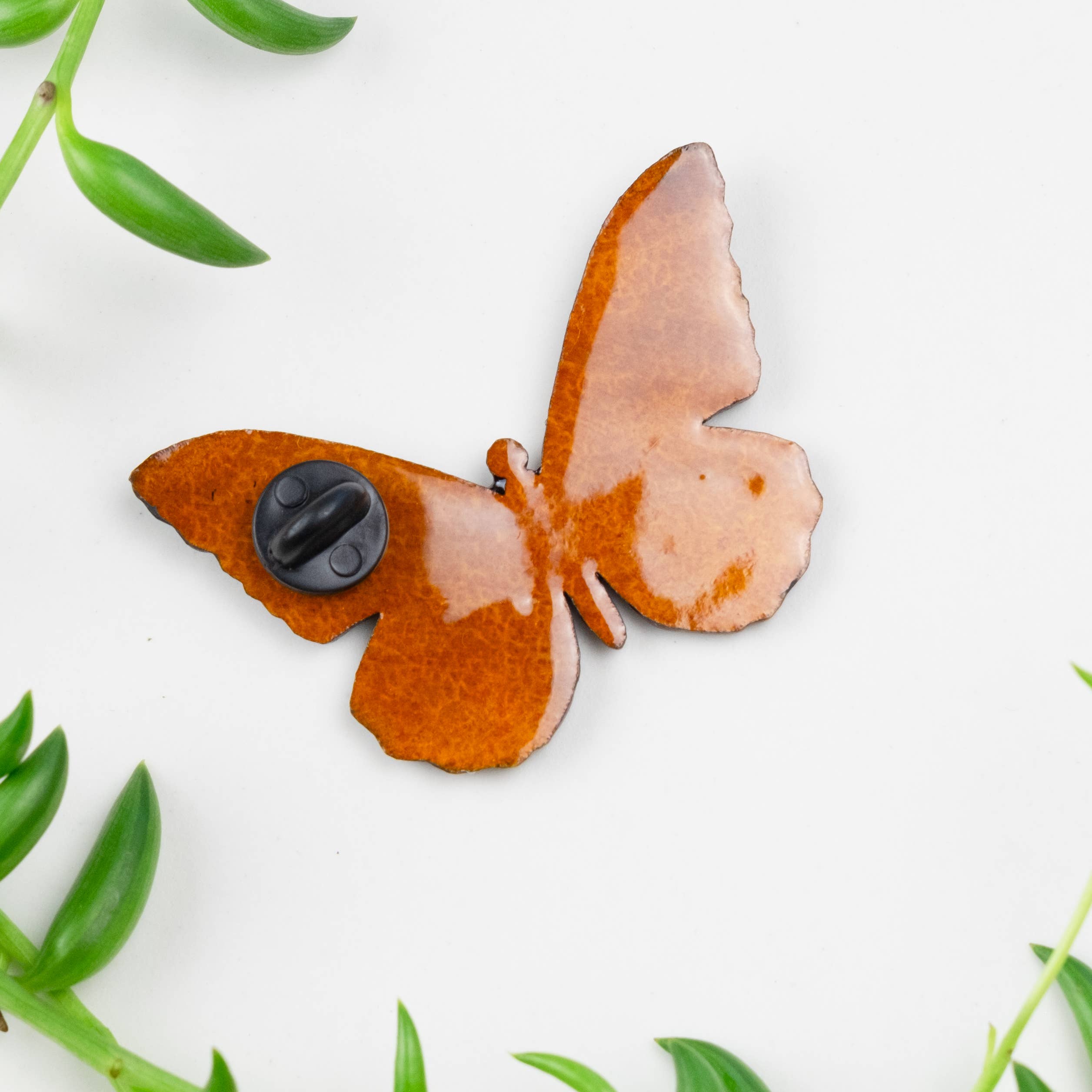 Tulia's Artisan Gallery - Venta al por mayor Broches - Broche Monarch7