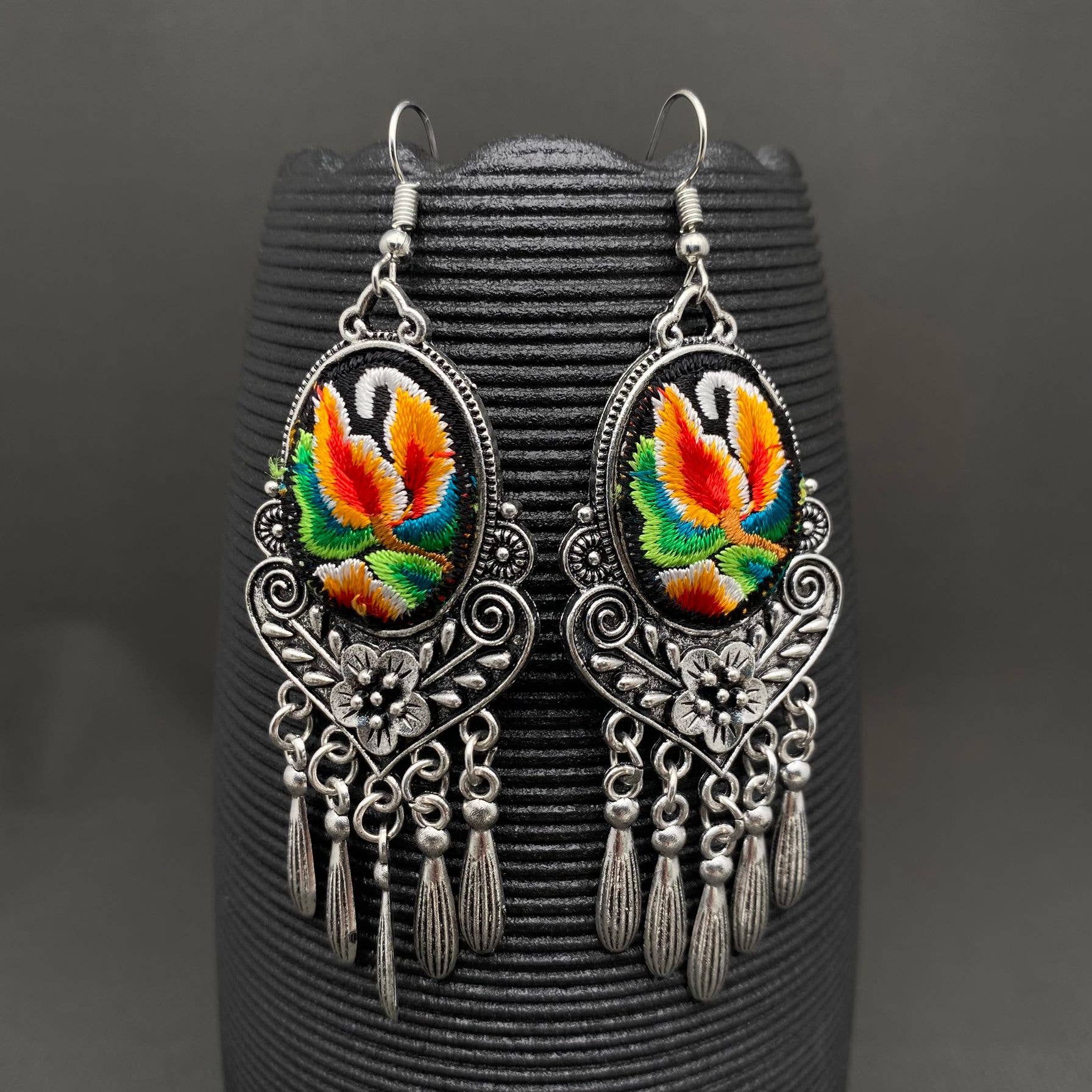 Mio Queena – wholesale Dangle earrings – Multi-style Vintage Woven Flower Pattern Ethnic Style Earrings32