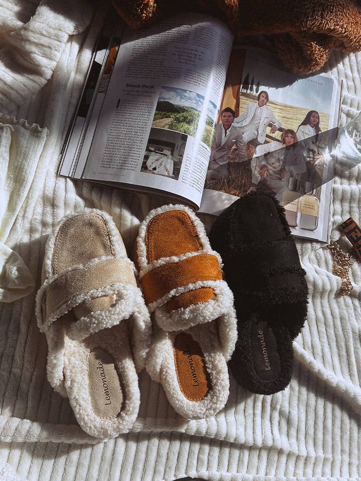 Lemonade Shoes – Großhandel Hausschuhe – Damen – TATUM - Gemütlicher Wildleder-Slide mit dicker gepolsterter Sohle7