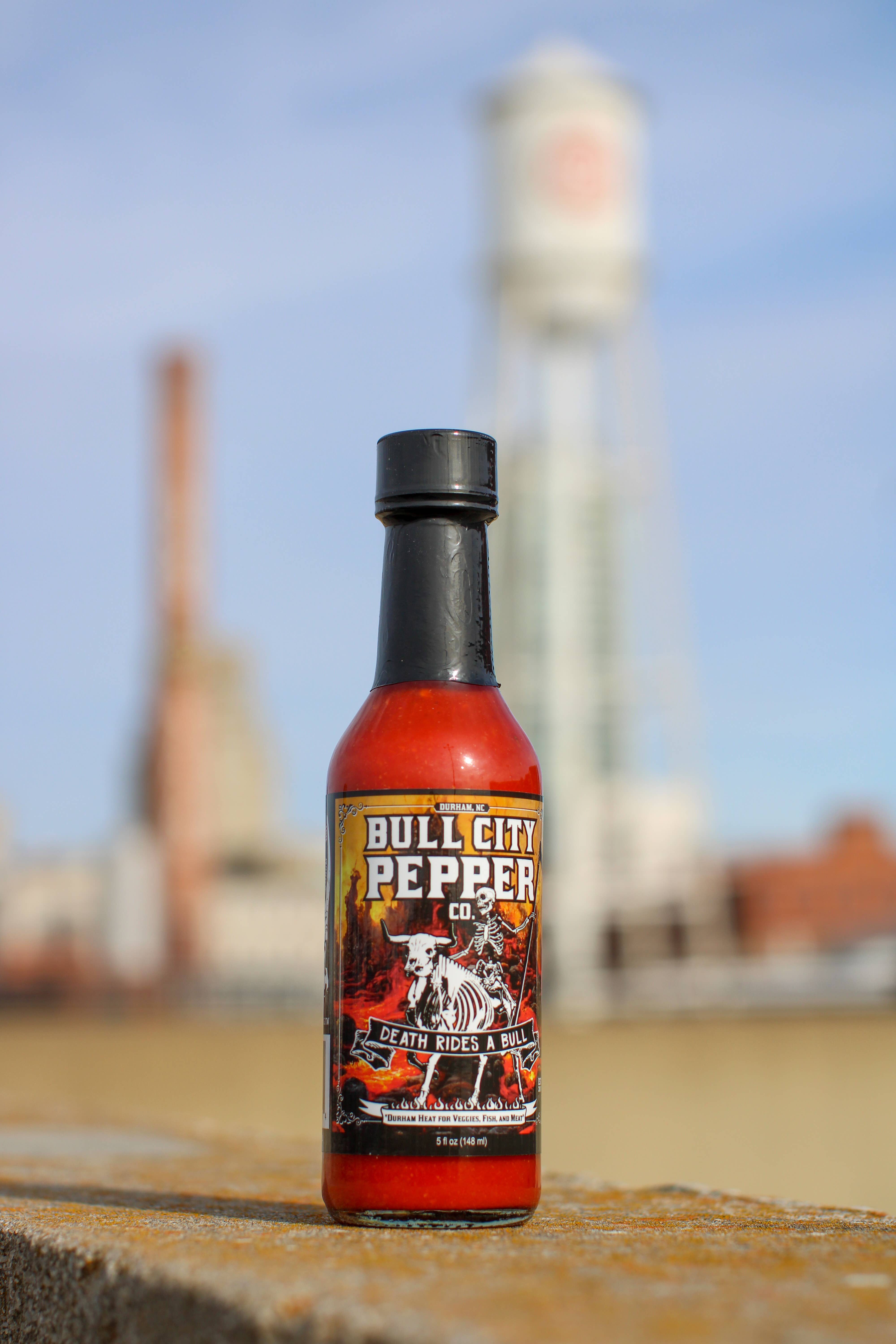 Bull City Pepper Co. – Großhandel Scharfe Soße – Death Rides A Bull scharfe Sauce – 12er Pack2