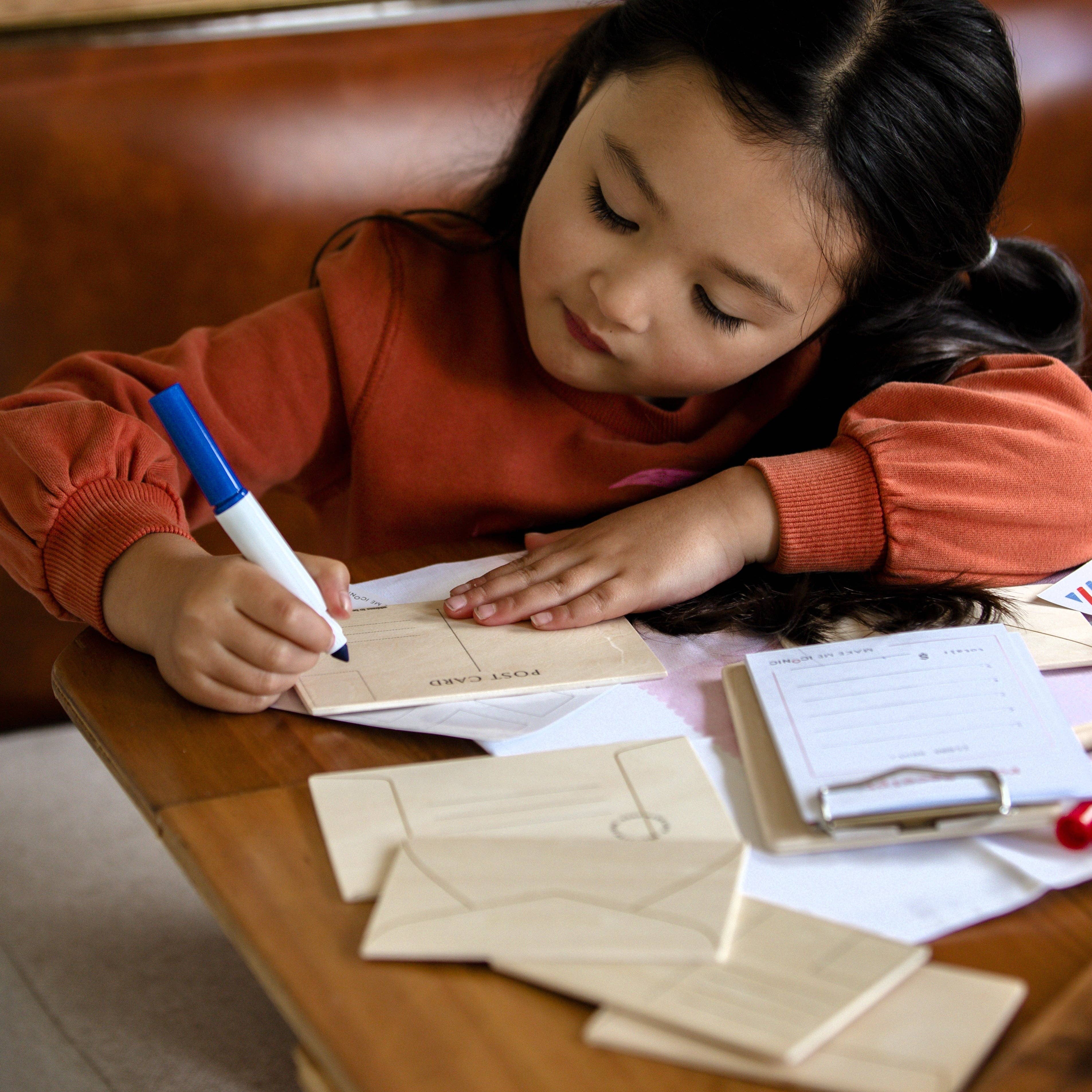 Make Me Iconic - Wholesale DIY Craft Kit - Kids - WOODEN TOY - POST BOX LETTERS CRAFT KIT1