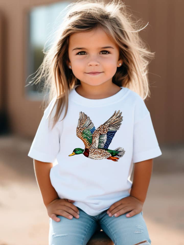 Falsches Strass-Entenflieger-Jugend-Grafik-T-Shirt für den Großhandel von Uncommon Label