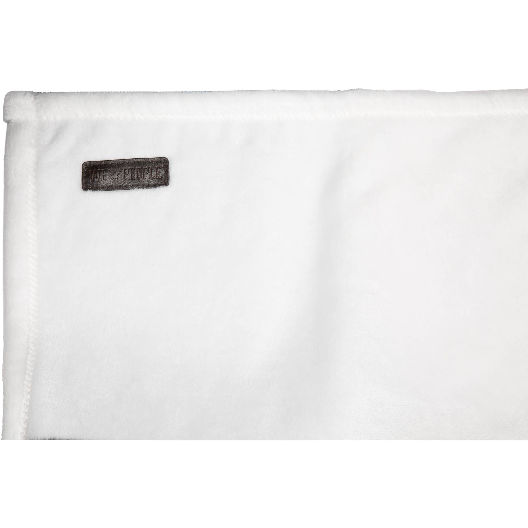 Pavilion – wholesale Throw blanket – Lake - 50" x 60" Royal Plush Blanket5