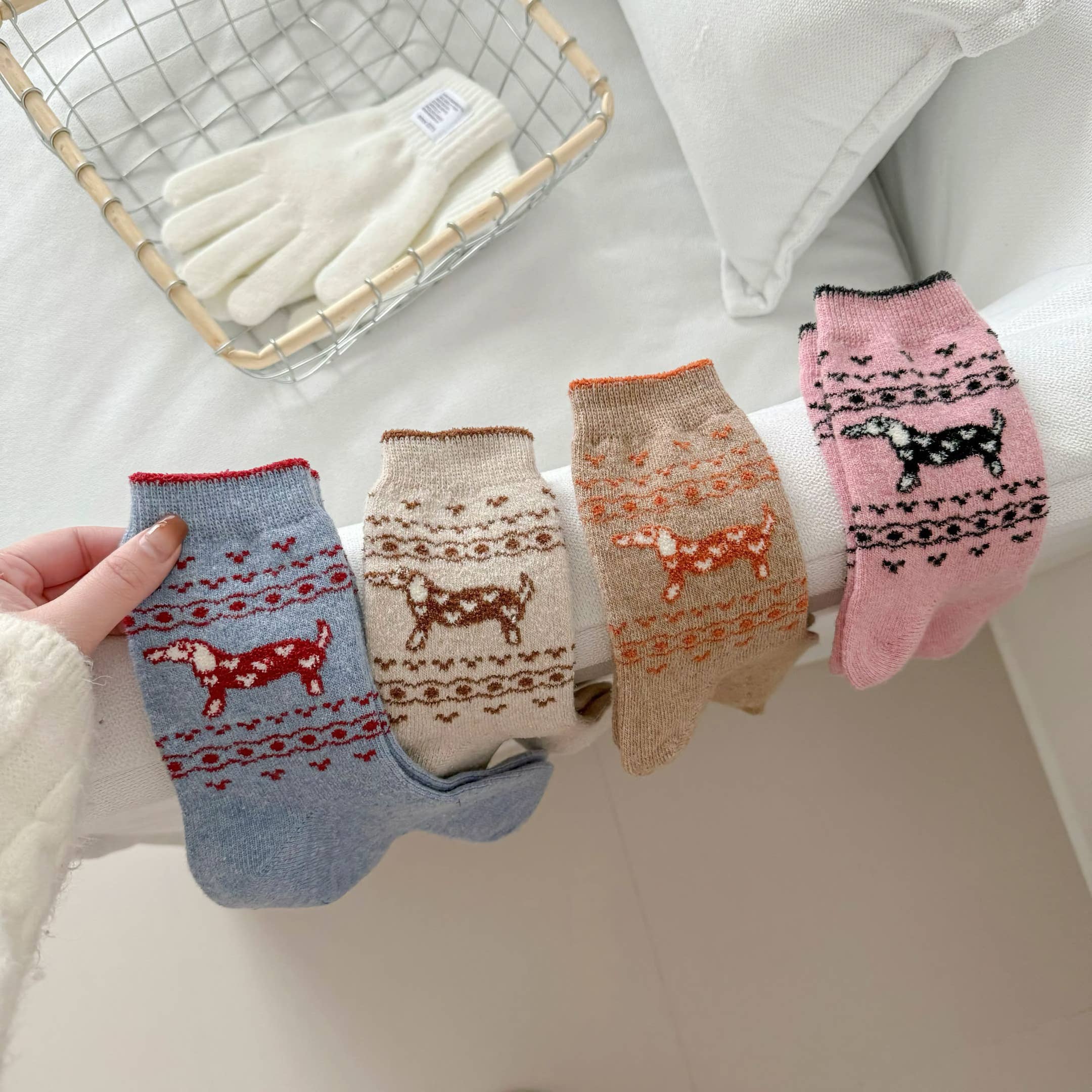 Happy Knits - Wholesale Socks - Women's - Women's Wool Socks - Warm Dachshund Pattern Winter Socks9